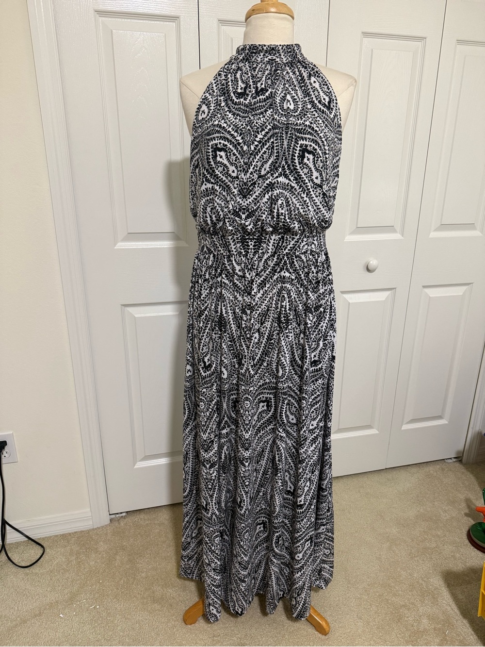 INC International Concepts Black & White Paisley Halter Maxi Dress